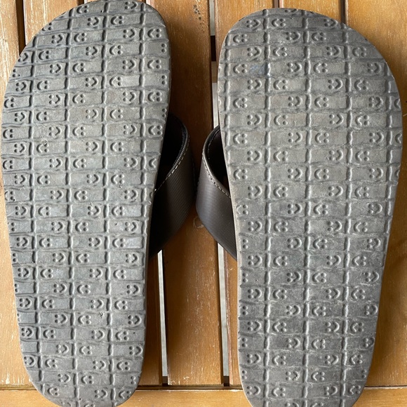 Sanuk Men’s Flip Flops - Picture 2 of 3